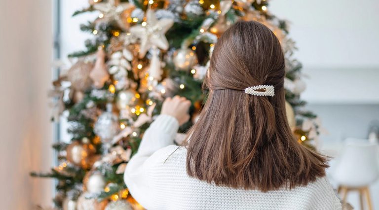 Holiday Hair Prices, Opening Hours, Locations, Discount and Many More]